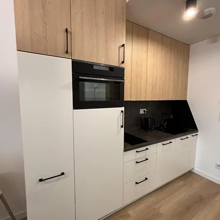 Sosnowy Aktena Shellter شقة روغوفو