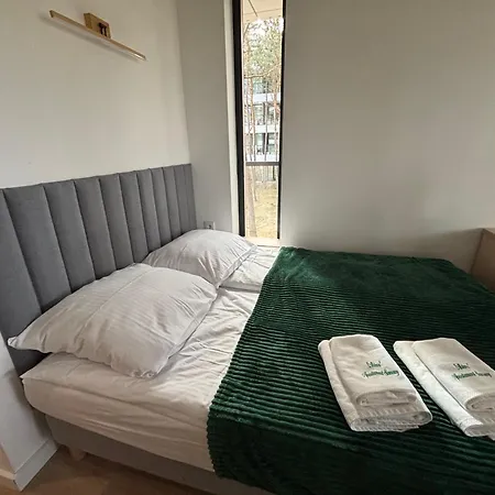 Sosnowy Aktena Shellter Appartement